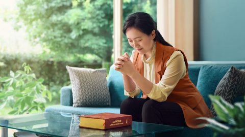 Γιατί ο Θεός επιτελεί το έργο της κρίσεως τις έσχατες ημέρες;