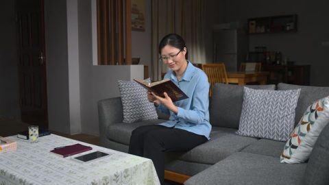 Τα λόγια του Θεού με έβγαλαν από την τραγωδία του γάμου